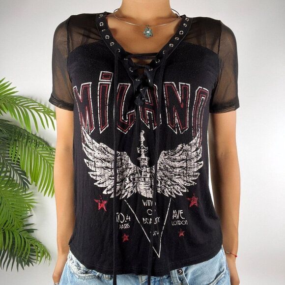 Vintage Y2K Black Grunge Goth Graphic Lace-Up Short Sleeve Graphic Tee / XS - Picture 3 of 7